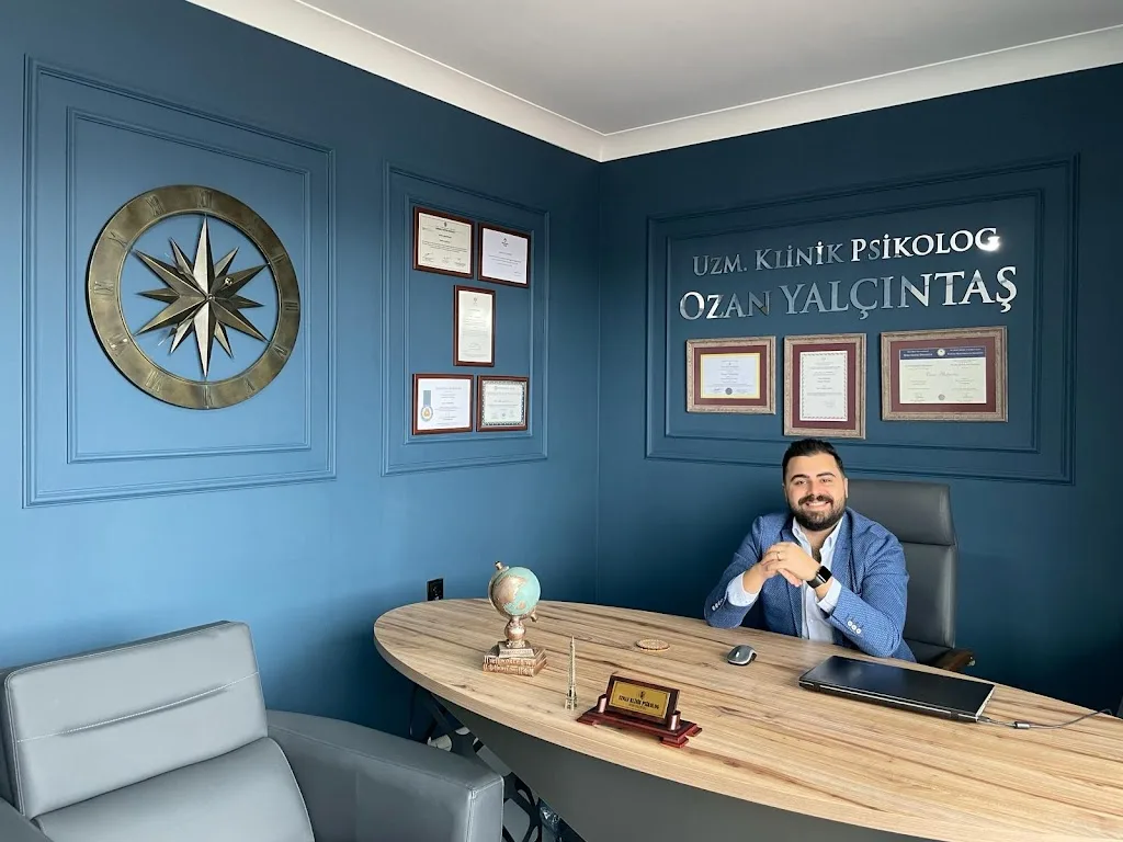 Edremit Uzman Psikolog Ozan Yalçıntaş — Psikologlar, Edremit · fotoğraf 1