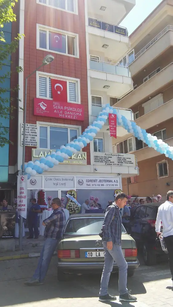 Sera Psikoloji Danışma Merkezi — Psikologlar, Edremit · fotoğraf 4