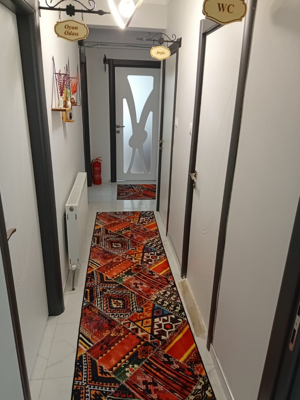 Çocuk ve Ergen Psikiyatrisi Uzman Doktor DERYA ERKUŞ DEMİR Kliniği