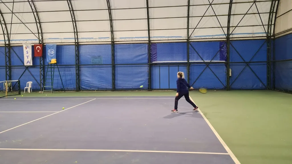Sakarya Tenis Akademisi Spor Kompleksi — Yüzme Havuzları, Adapazarı · fotoğraf 1