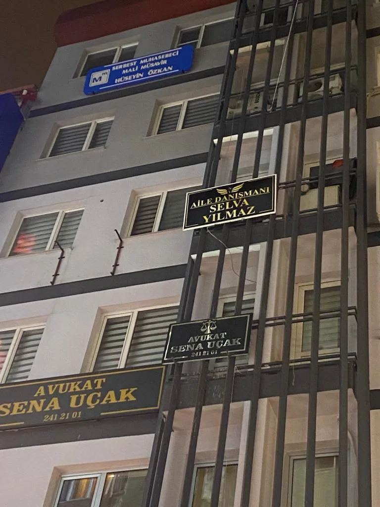 AİLE DANIŞMANI SELVA YILMAZ — Psikologlar, Karesi · fotoğraf 1