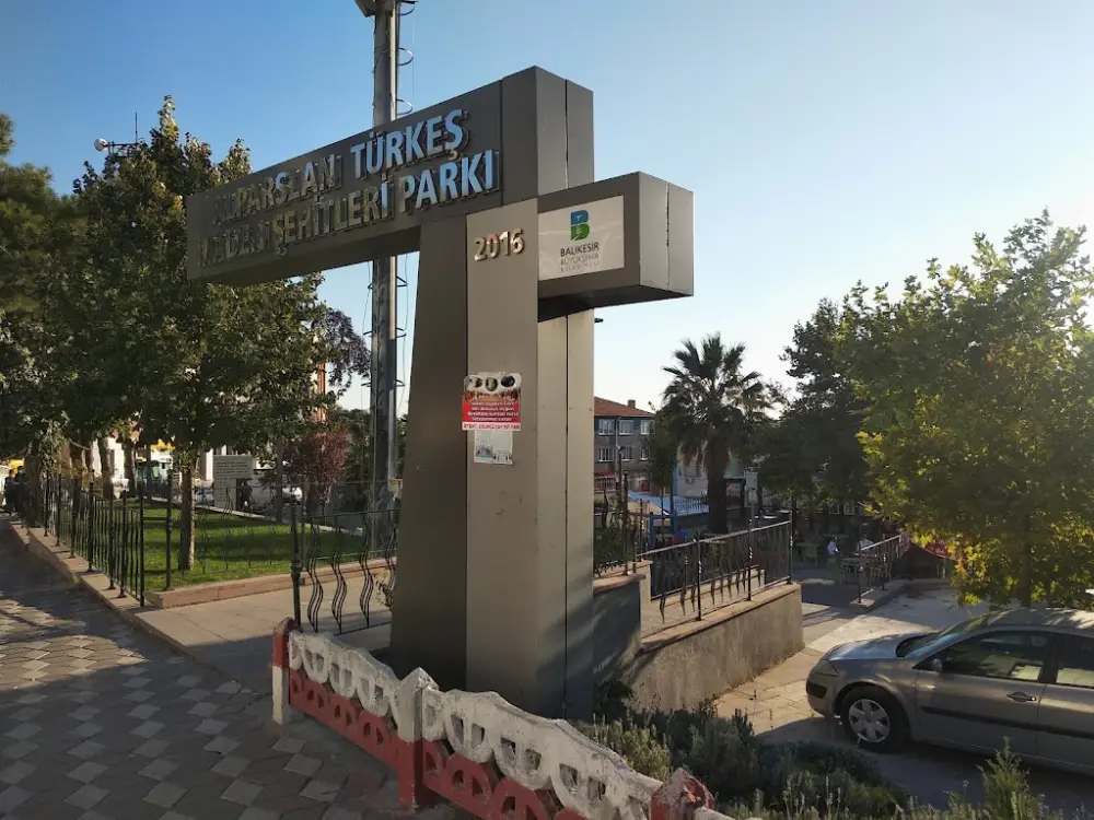 Alparslan Türkeş Parkı — Psikologlar, Savaştepe · fotoğraf 2