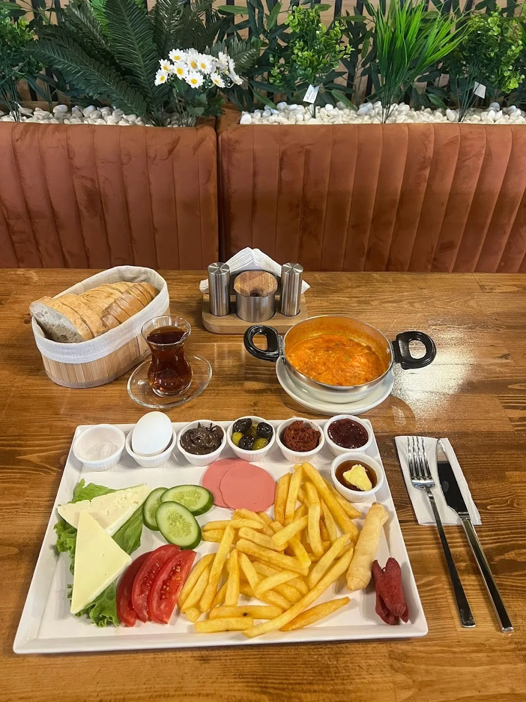 NewBies — Yüzme Havuzları, Serdivan · fotoğraf 1