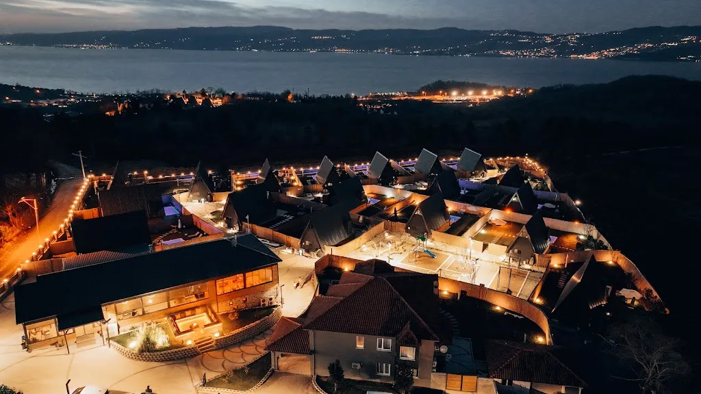 My Resort Prive — Yüzme Havuzları, Sapanca · fotoğraf 1