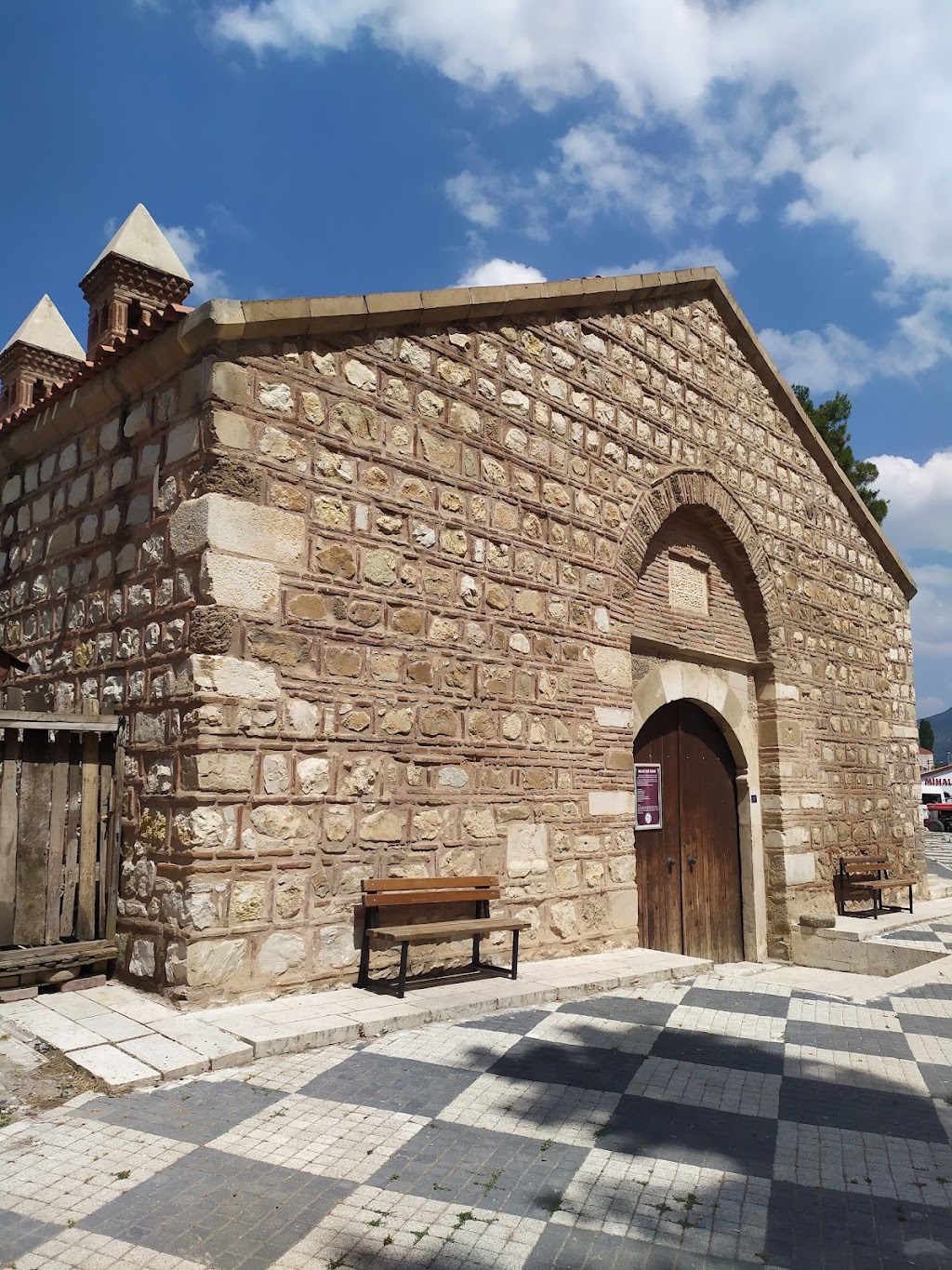 Gölpazarı İlçe Devlet Hastanesi