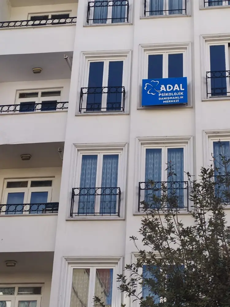 ADAL Psikolojik Danışmanlık Merkezi — Psikologlar, Merkez · fotoğraf 3