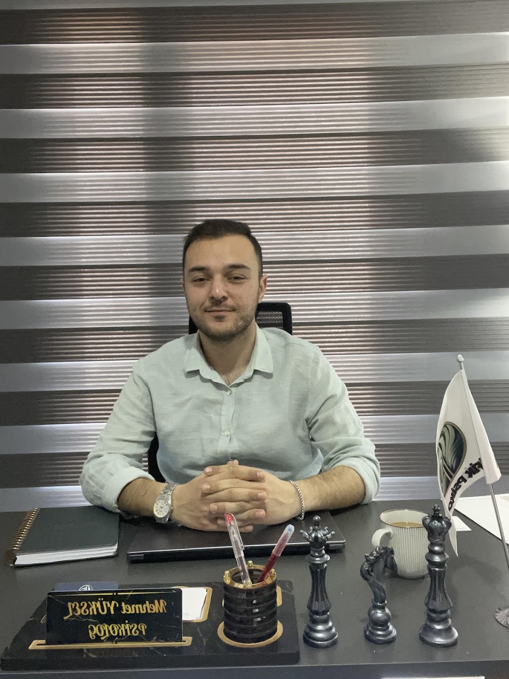 Psikolog Mehmet YÜKSEL