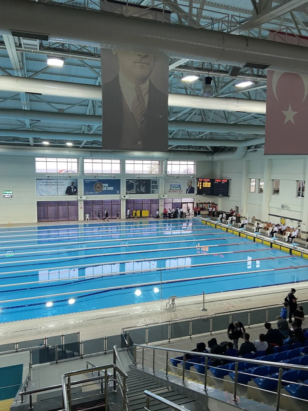 Rize Olimpik Yüzme Havuzu — Yüzme Havuzları, Merkez · fotoğraf 1