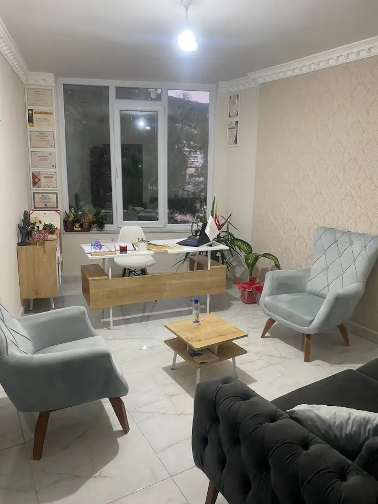Bucak Psikolog Selin Taşlıoğlu / Lotus Psikoloji — Psikologlar, Bucak · fotoğraf 2