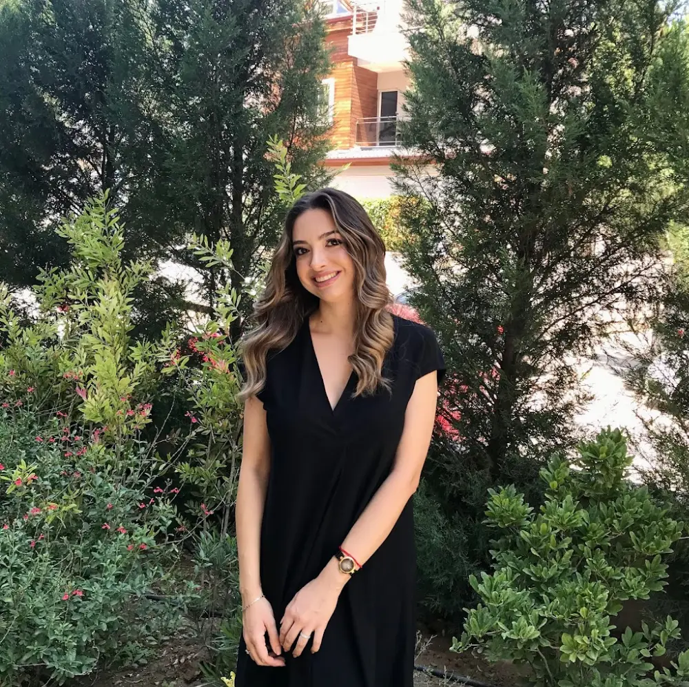 Psikolog Özge Kule Karamanlı — Psikologlar, Karamanlı · fotoğraf 2