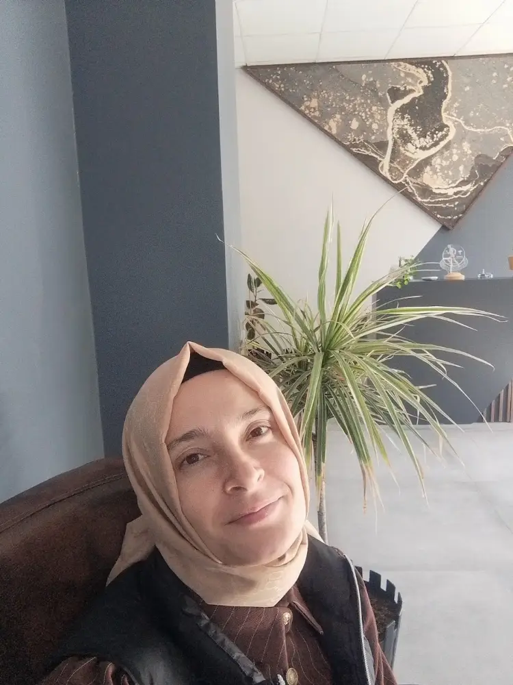 Mustafakemalpaşa Psikolog Kübra Namlı — Psikologlar, Mustafakemalpaşa · fotoğraf 2