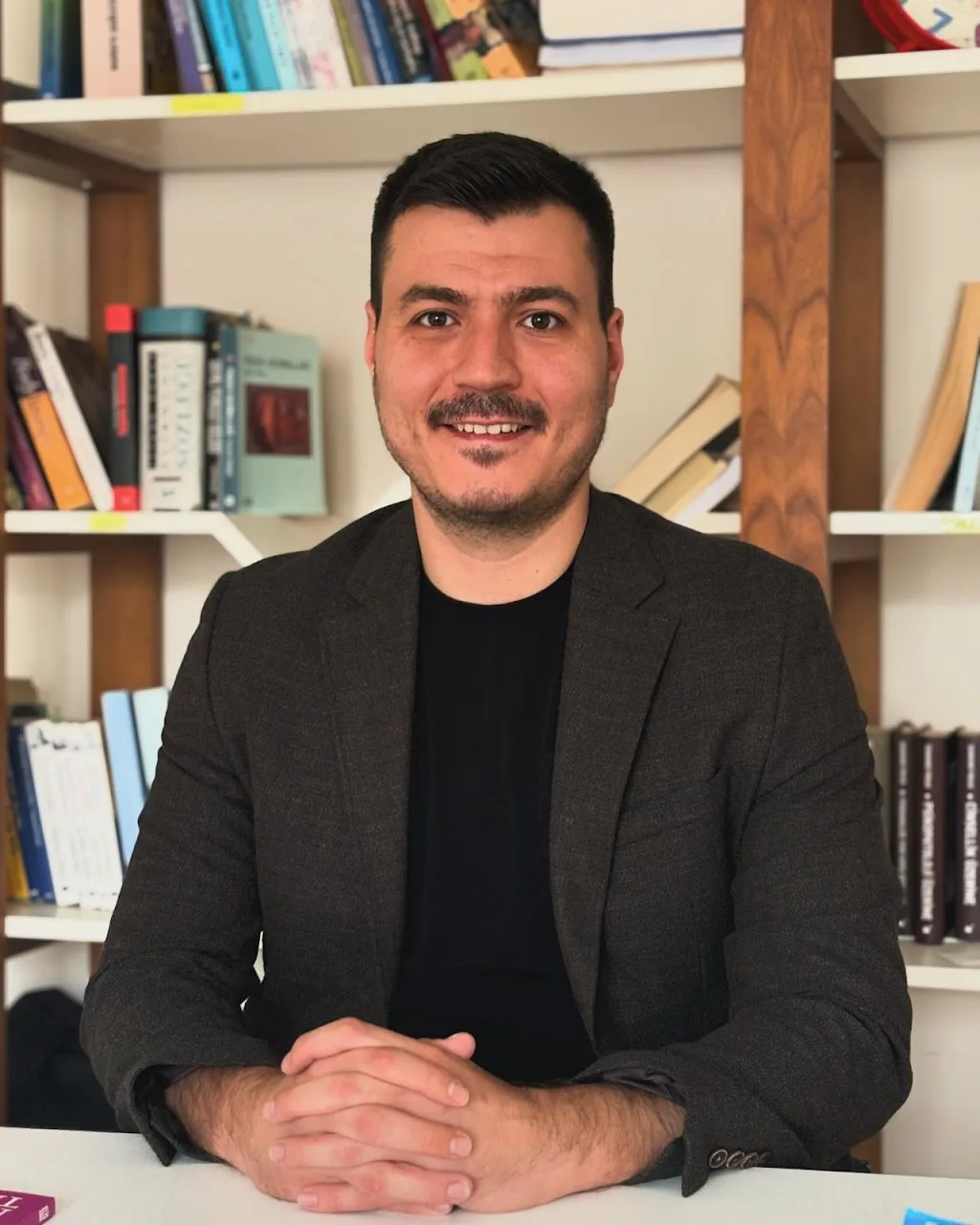Bursa Uzm. Psikolog Uğur Kartum — Psikologlar, Nilüfer · fotoğraf 1