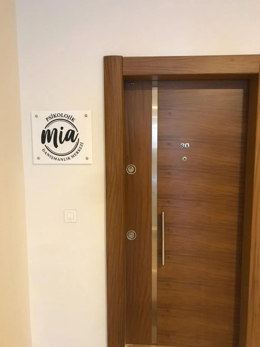 Mia Psikoloji Bursa Uzm.Psikolog Ebru Ağdere-Uzm Psikolog Gülşah Hatipoğlu — Psikologlar, Nilüfer · fotoğraf 1