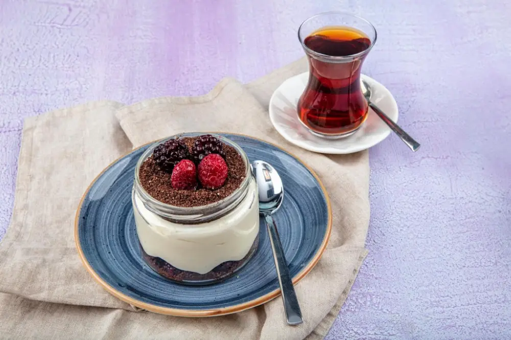 Yiğitzade Baklavaları — Tatlıcılar, Buca · fotoğraf 4