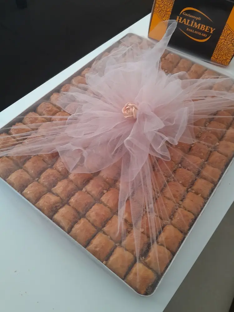 Halimbey Baklavalari — Tatlıcılar, Buca · fotoğraf 3