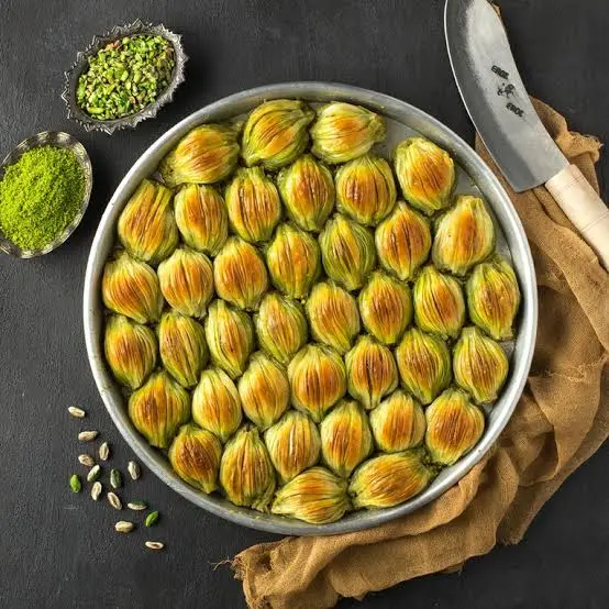 Karagöz Baklavaları — Tatlıcılar, Buca · fotoğraf 2