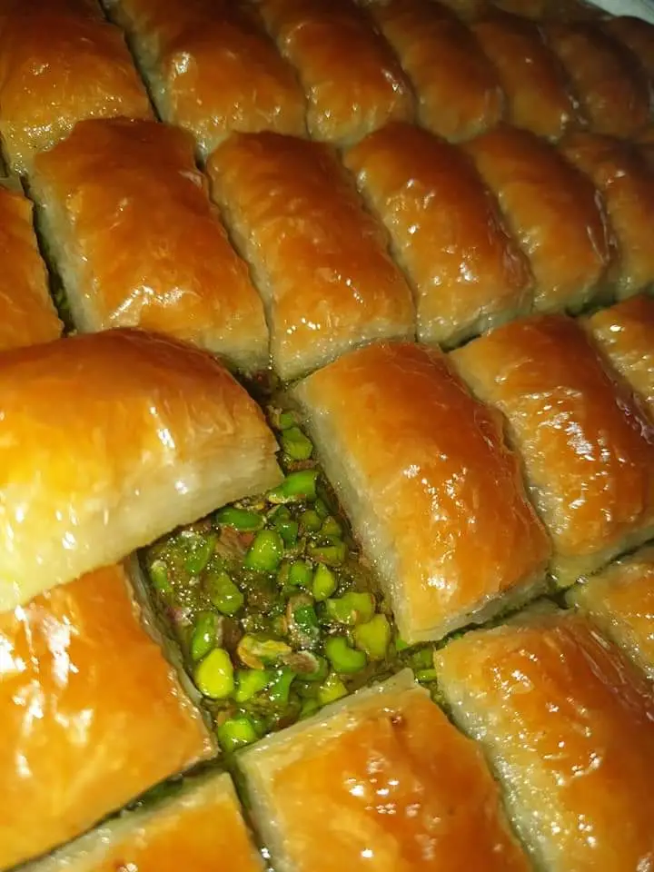 G.Antep'li keyfi Tatlıcım — Tatlıcılar, Buca · fotoğraf 2