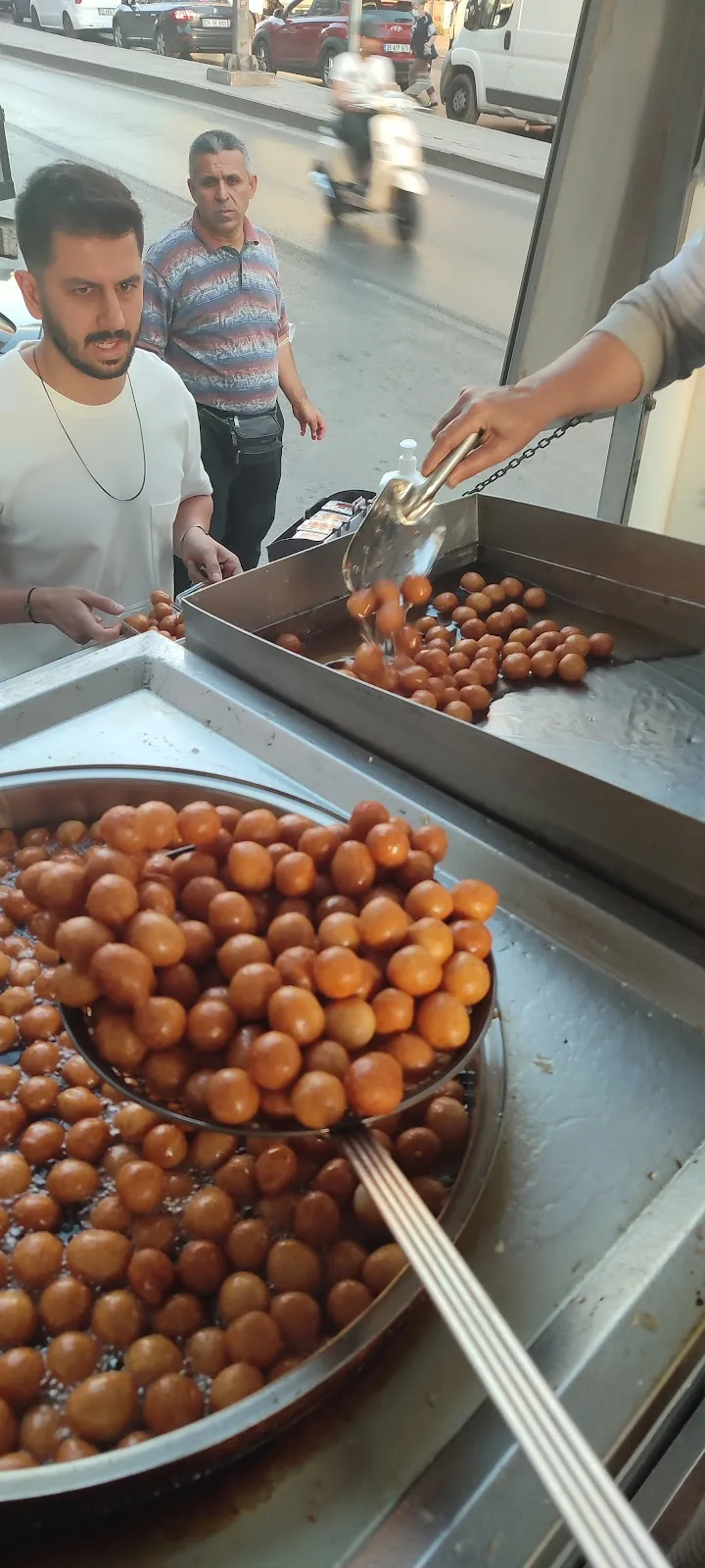 İzmir Uğur lokma — Tatlıcılar, Buca · fotoğraf 1