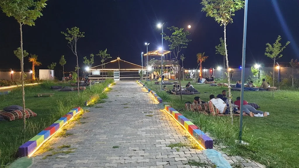 MARİDE YÜZME HAVUZU — Yüzme Havuzları, Artuklu · fotoğraf 1