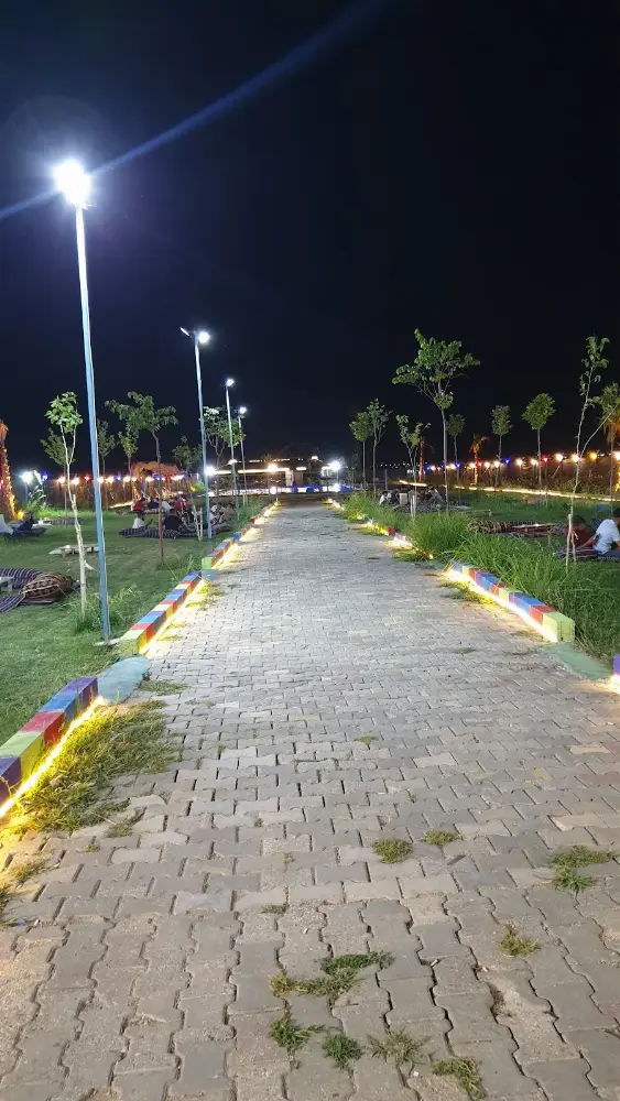 MARİDE YÜZME HAVUZU — Yüzme Havuzları, Artuklu · fotoğraf 4