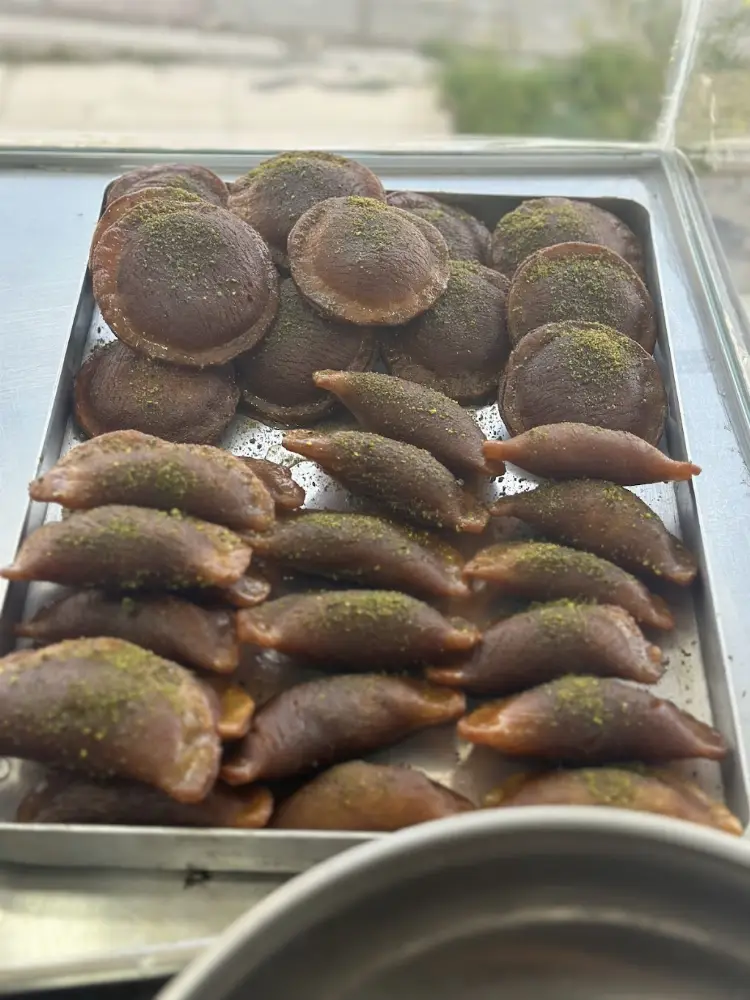 Seyitoğlu tatlıcı — Tatlıcılar, Buca · fotoğraf 3