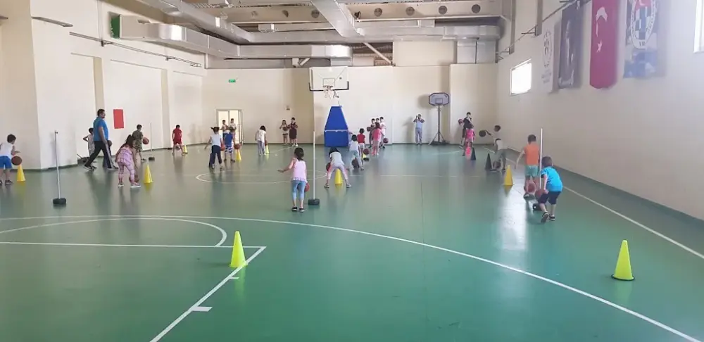 Mardin Artuklu Yarı Olimpik Yüzme Havuzu — Yüzme Havuzları, Artuklu · fotoğraf 3