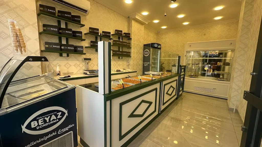 Halk Baklava Hamidiye — Tatlıcılar, Kağıthane · fotoğraf 1