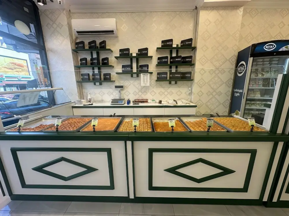 Halk Baklava Hamidiye — Tatlıcılar, Kağıthane · fotoğraf 3