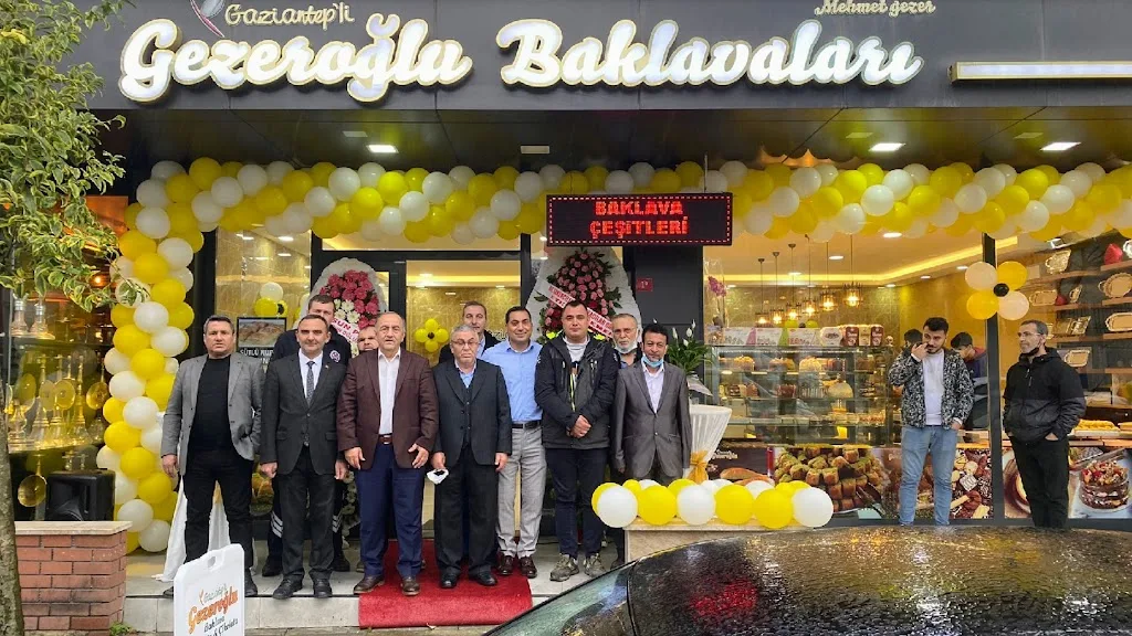 Gaziantepli Gezeroğlu Baklavaları Kağıthane — Tatlıcılar, Kağıthane · fotoğraf 1