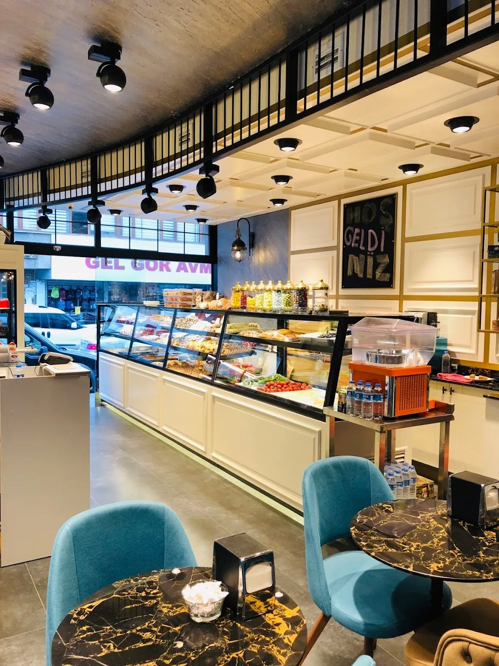 Seçkinler Pastanesi — Tatlıcılar, Kağıthane · fotoğraf 1