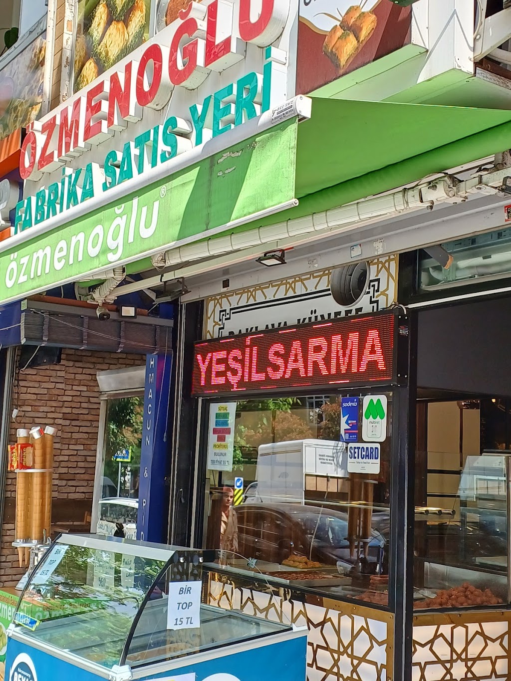 Özmenoğlu Baklavaları Çeliktepe Şubesi