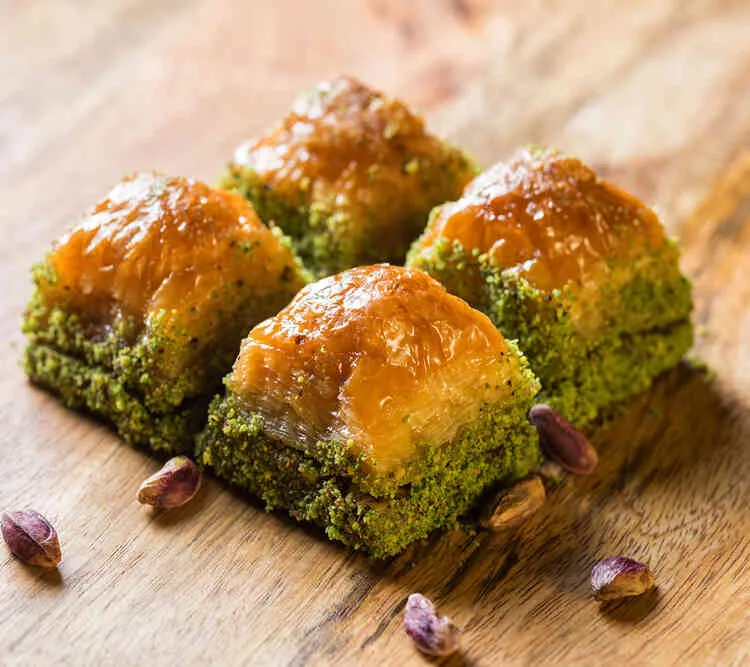 BAKLAVA DÜNYASI — Tatlıcılar, Kağıthane · fotoğraf 1