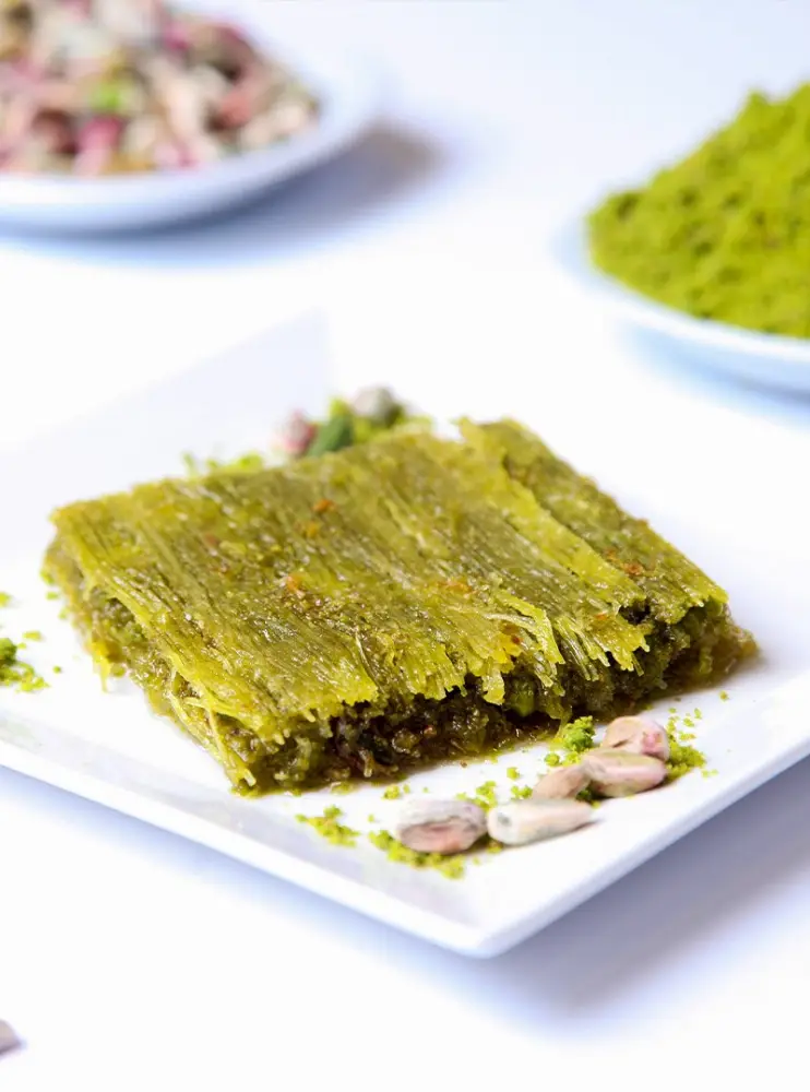 BAKLAVA DÜNYASI — Tatlıcılar, Kağıthane · fotoğraf 2