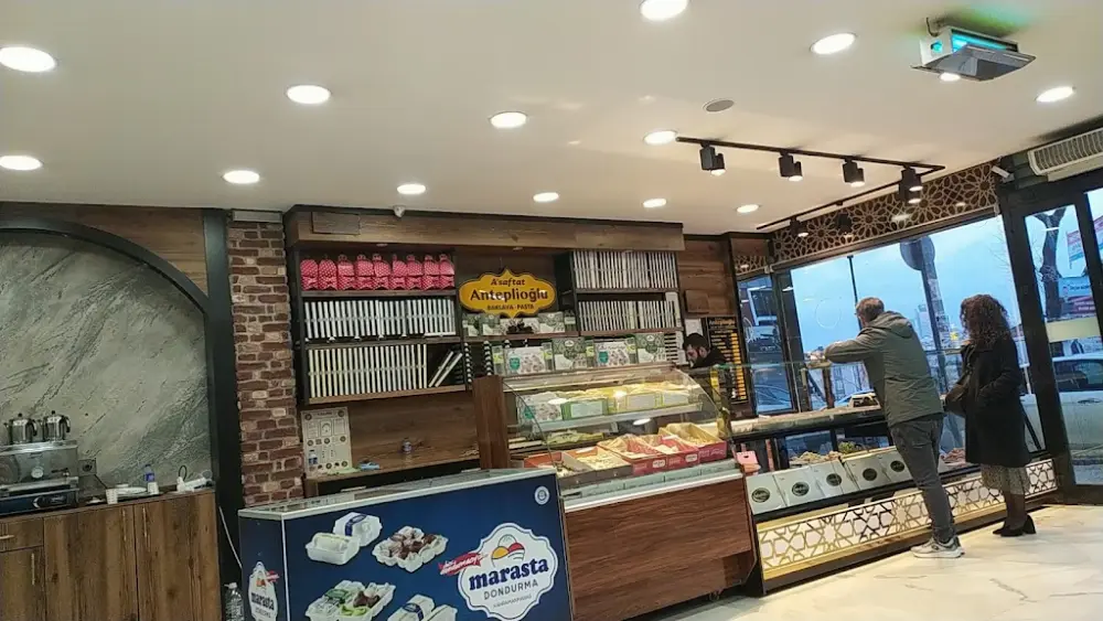 ANTEPLİOĞLU BAKLAVACI NURTEPE — Tatlıcılar, Kağıthane · fotoğraf 4