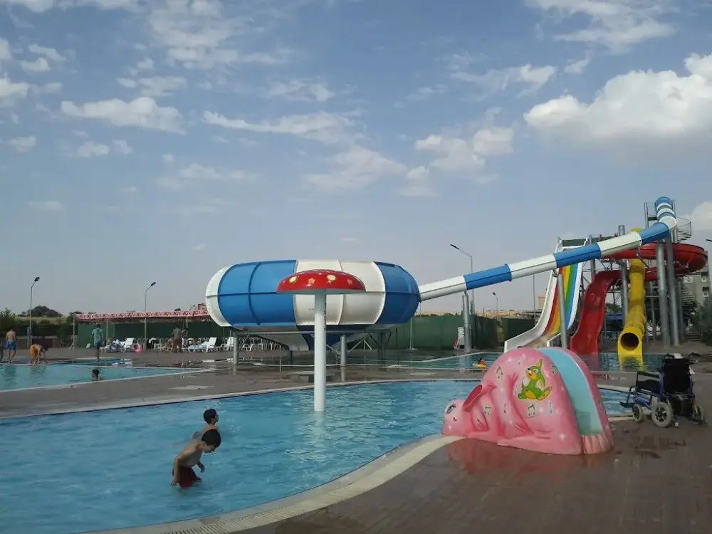 Şatopark Aqua ve Yüzme Havuzu — Yüzme Havuzları, Midyat · fotoğraf 3