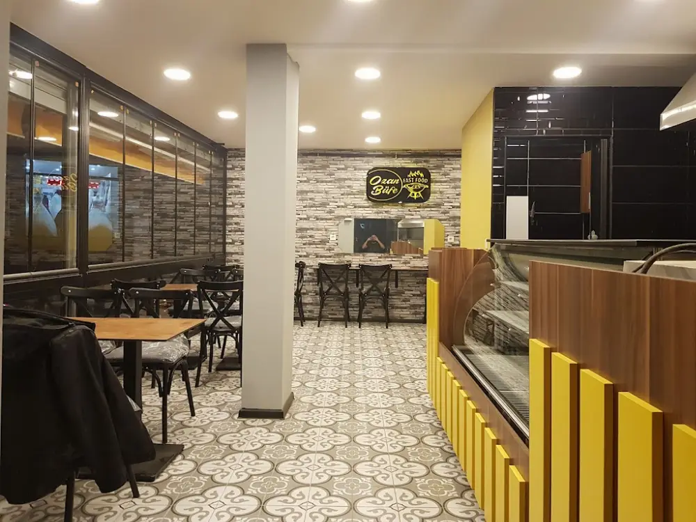 Ozan Büfe — Büfeler, Beyoğlu · fotoğraf 2