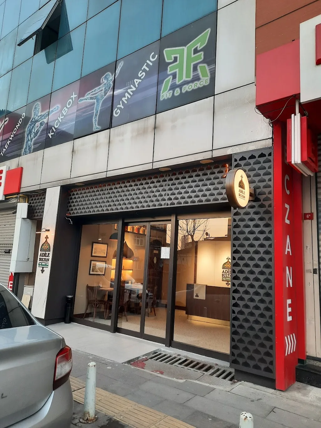 Adile Sultan Ev Yemekleri- Sultan Selim Restoranı (Ekspres) — Evlere yemek Servisi, Kağıthane · fotoğraf 1