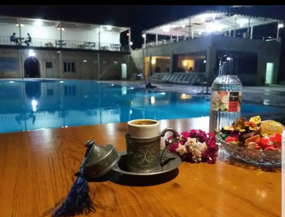 Söğütlü park — Yüzme Havuzları, Midyat · fotoğraf 4
