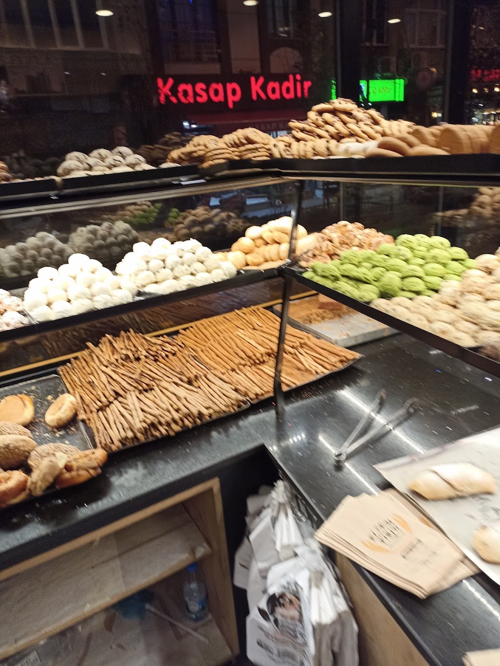 Elzem Odun Ekmeği — Fırınlar, Kağıthane · fotoğraf 1