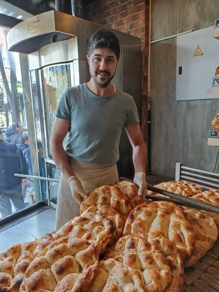 Elzem Odun Ekmeği — Fırınlar, Kağıthane · fotoğraf 3