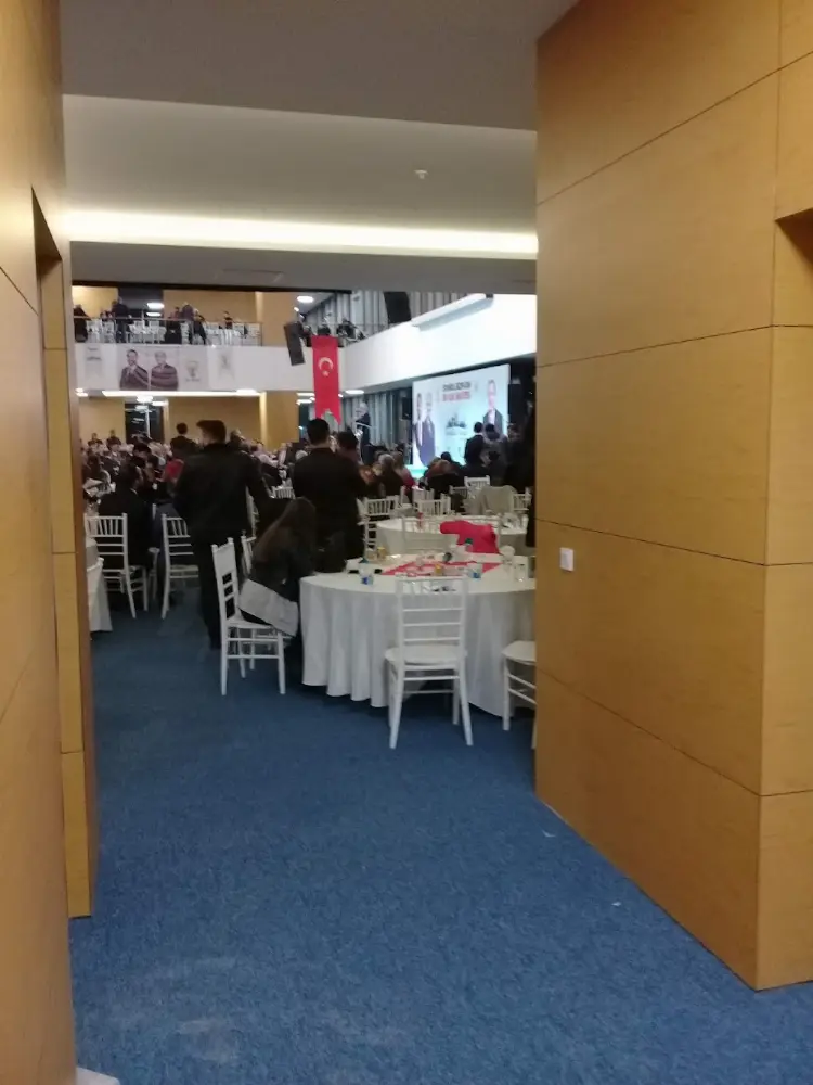 Öz Vakfıkebir Trabzon Ekmeği ve Pİde Fırını — Fırınlar, Kağıthane · fotoğraf 4