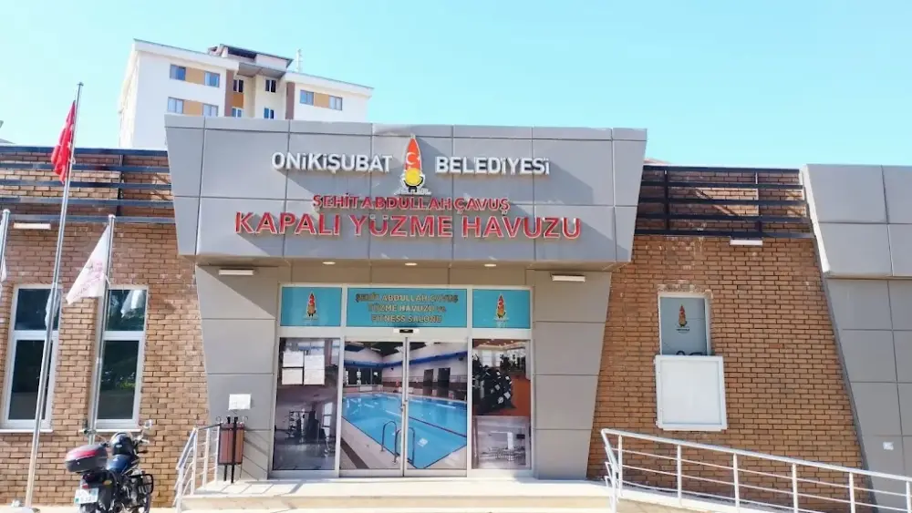 Onikişubat Belediyesi Şehit Abdullah Çavuş Mahallesi Kapalı Yüzme Havuzu — Yüzme Havuzları, Onikişubat · fotoğraf 2