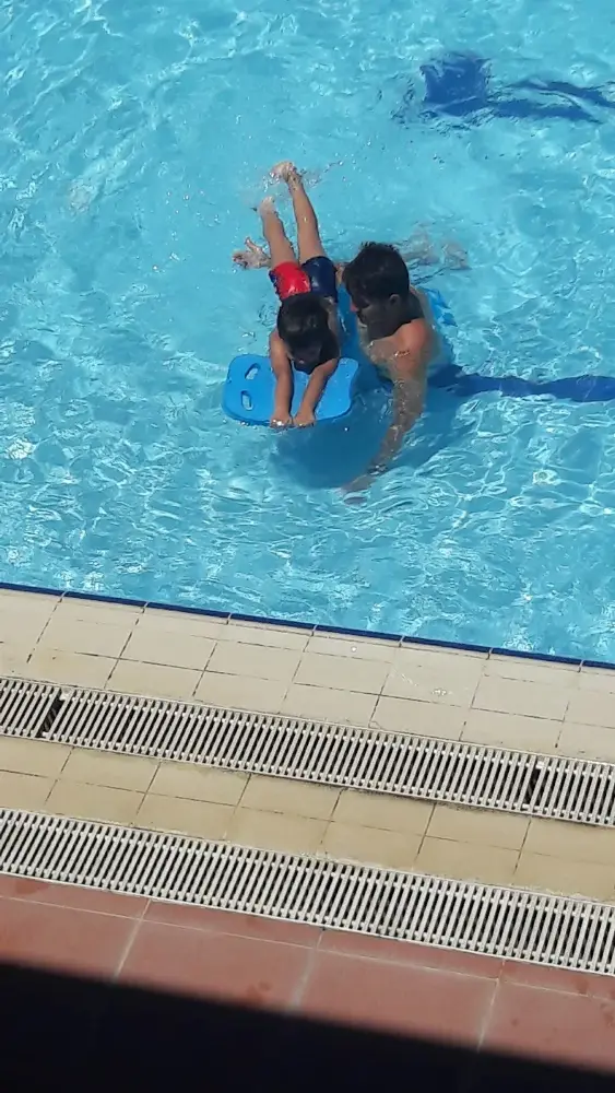 Kahramanmaraş Belediyesi Yarı Olimpik Yüzme Havuzu — Yüzme Havuzları · fotoğraf 2
