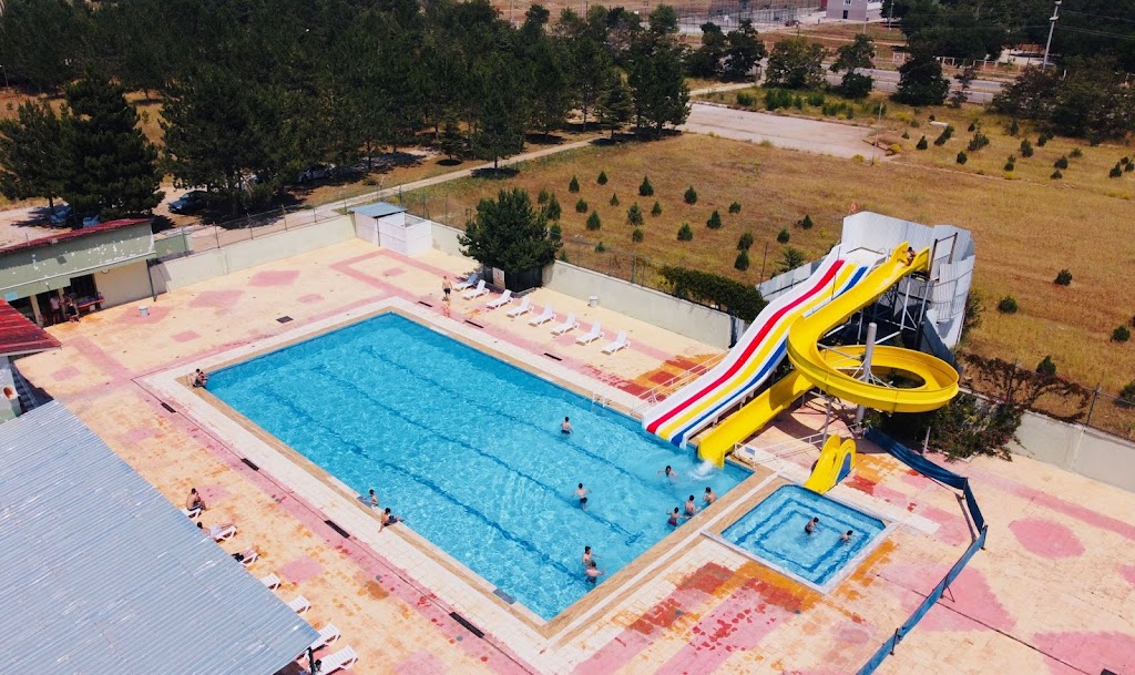 Dolunay Yüzme Havuzu Aqua park
