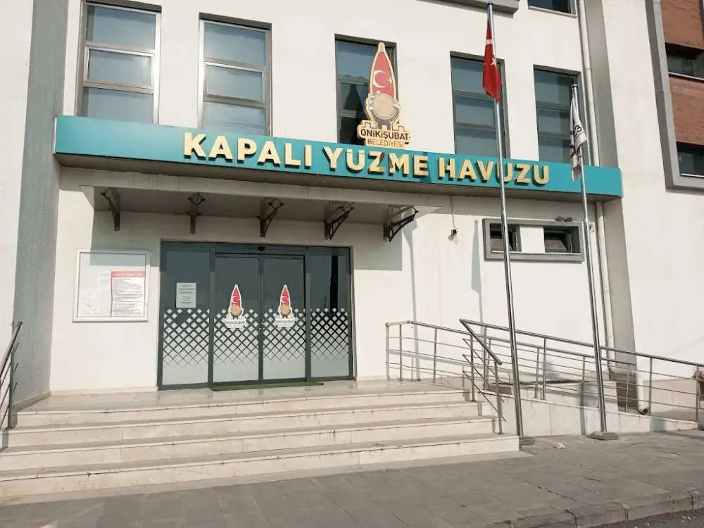 Barbaros yüzme havuzu — Yüzme Havuzları, Onikişubat · fotoğraf 3