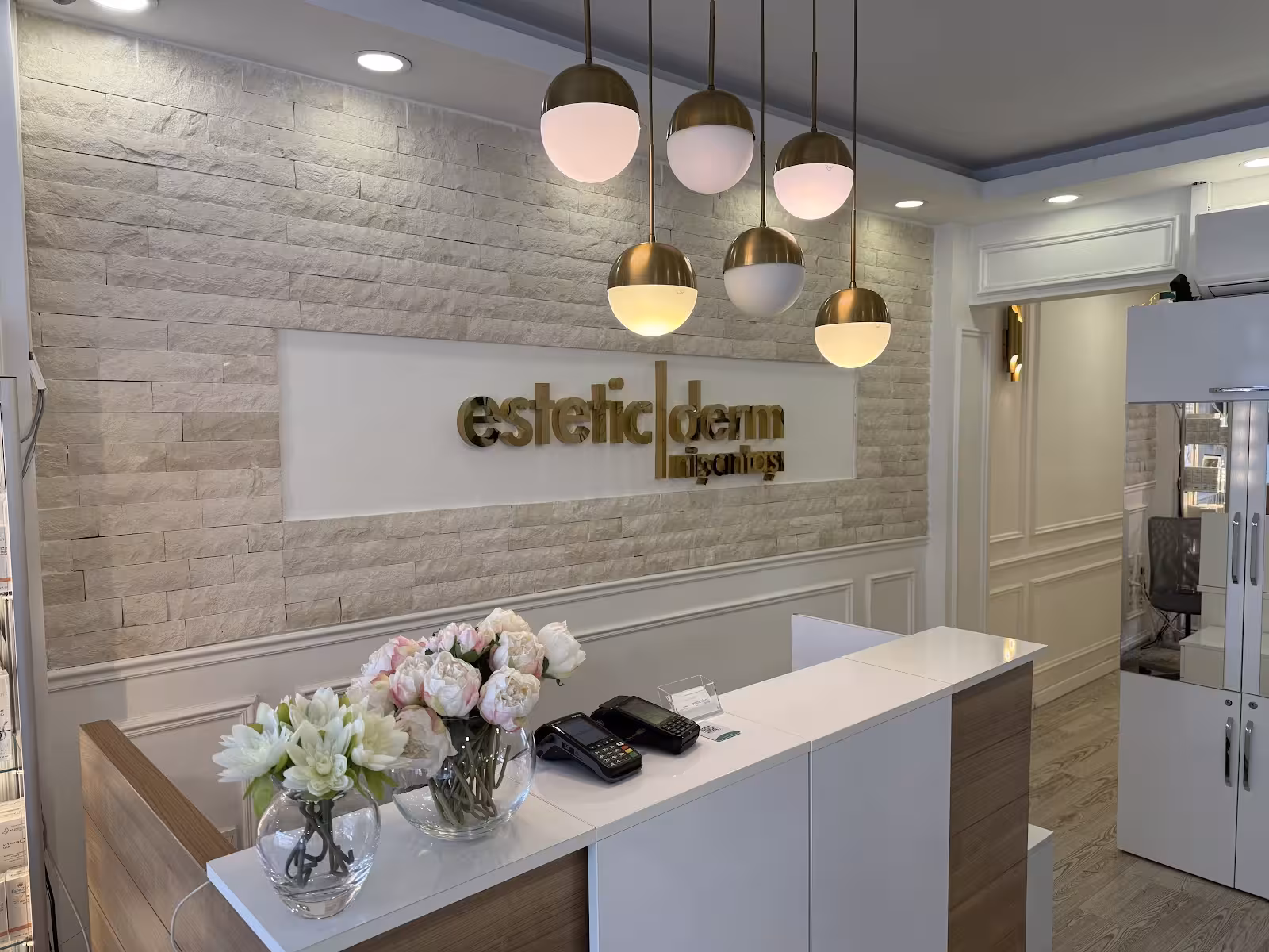 EsteticDerm Clinic Istanbul - görsel 2