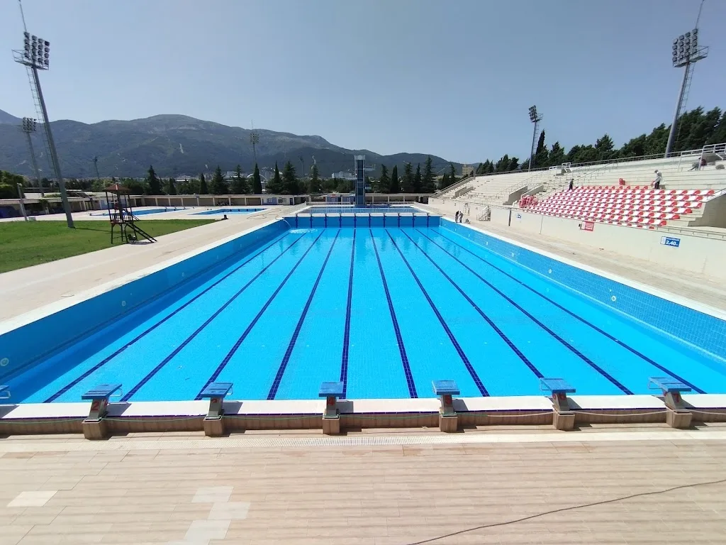 Manisa Olimpik Yüzme Havuzu — Yüzme Havuzları · fotoğraf 1