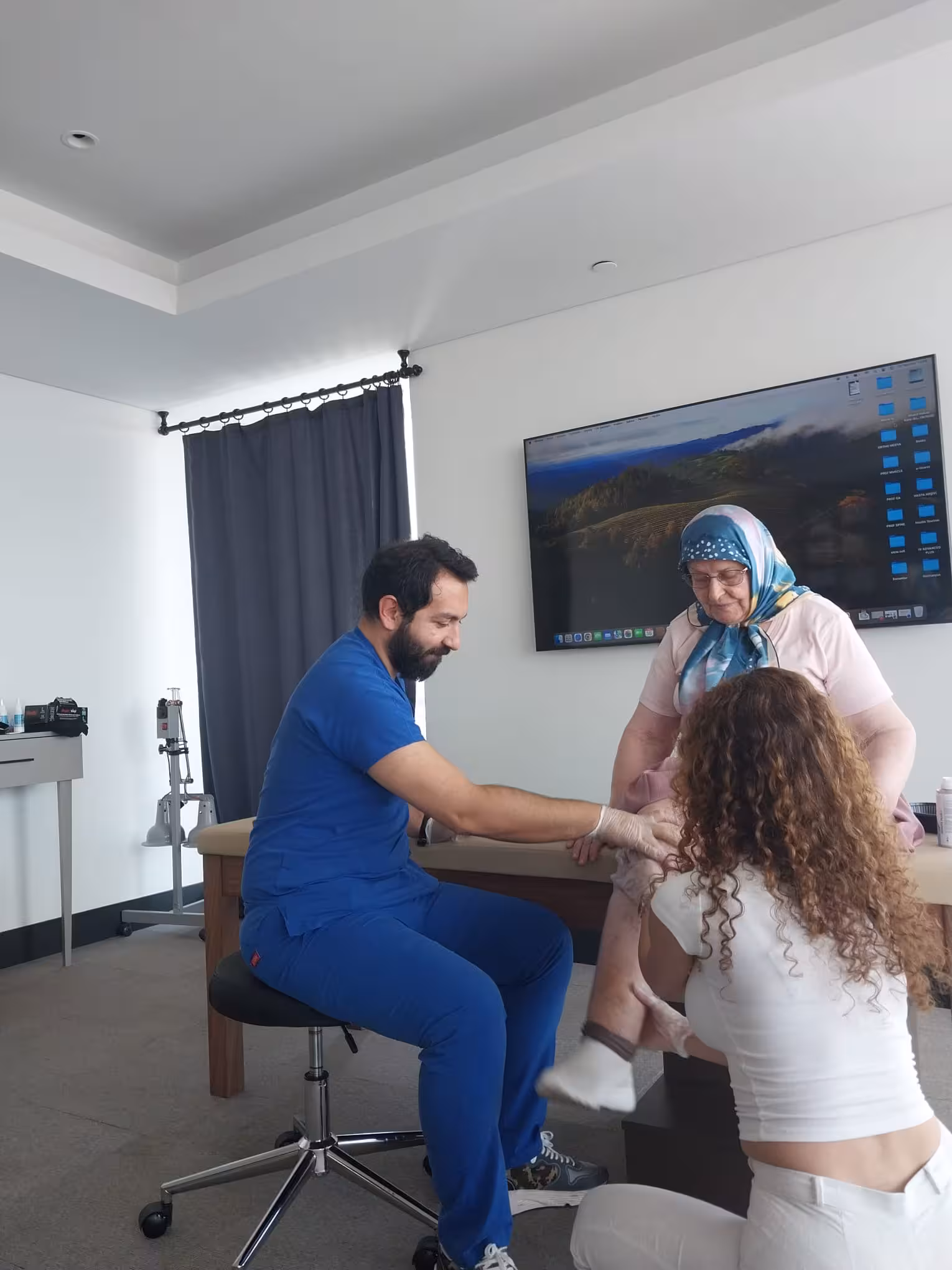 Op. Dr. Ahmet Hakan Kara, Ortopedi Ve Travmatoloji - görsel 5