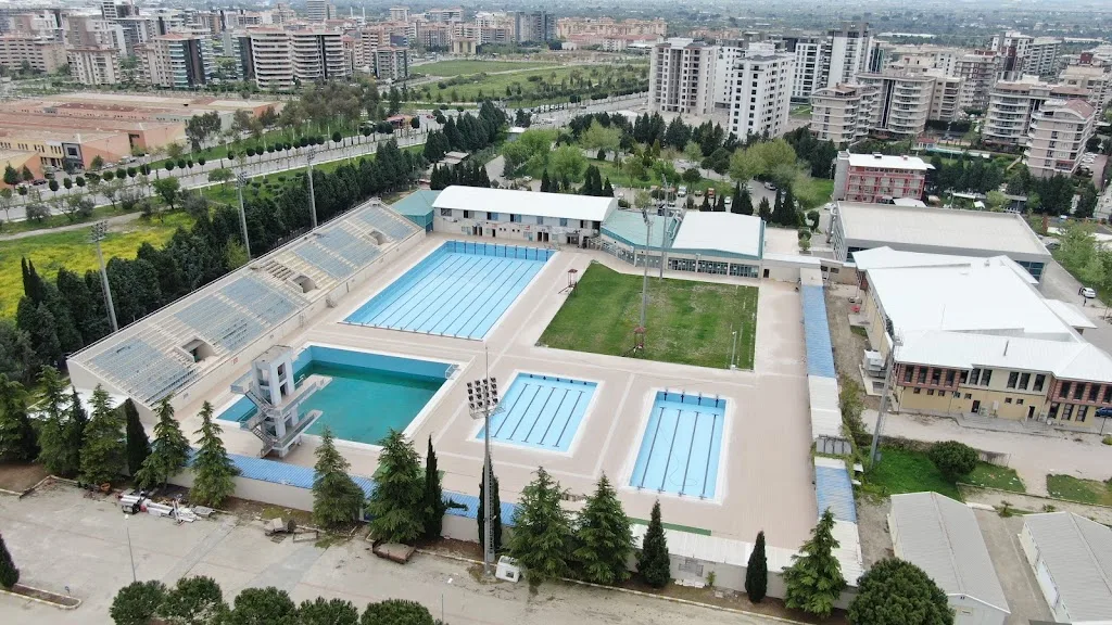 Atatürk Olimpik Spor Kompleksi Okçuluk Sahası — Yüzme Havuzları, Yunusemre · fotoğraf 1