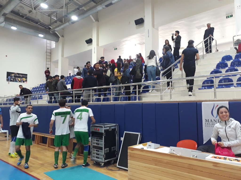 Muradiye Kampüsü Kapalı Yüzme Havuzu